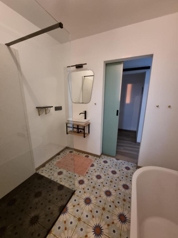 Cerf, Ouvre-Moi B&B Рошфор Экстерьер фото