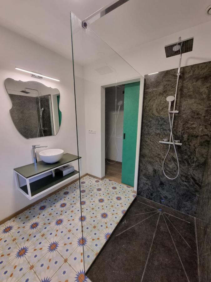 Cerf, Ouvre-Moi B&B Рошфор Экстерьер фото
