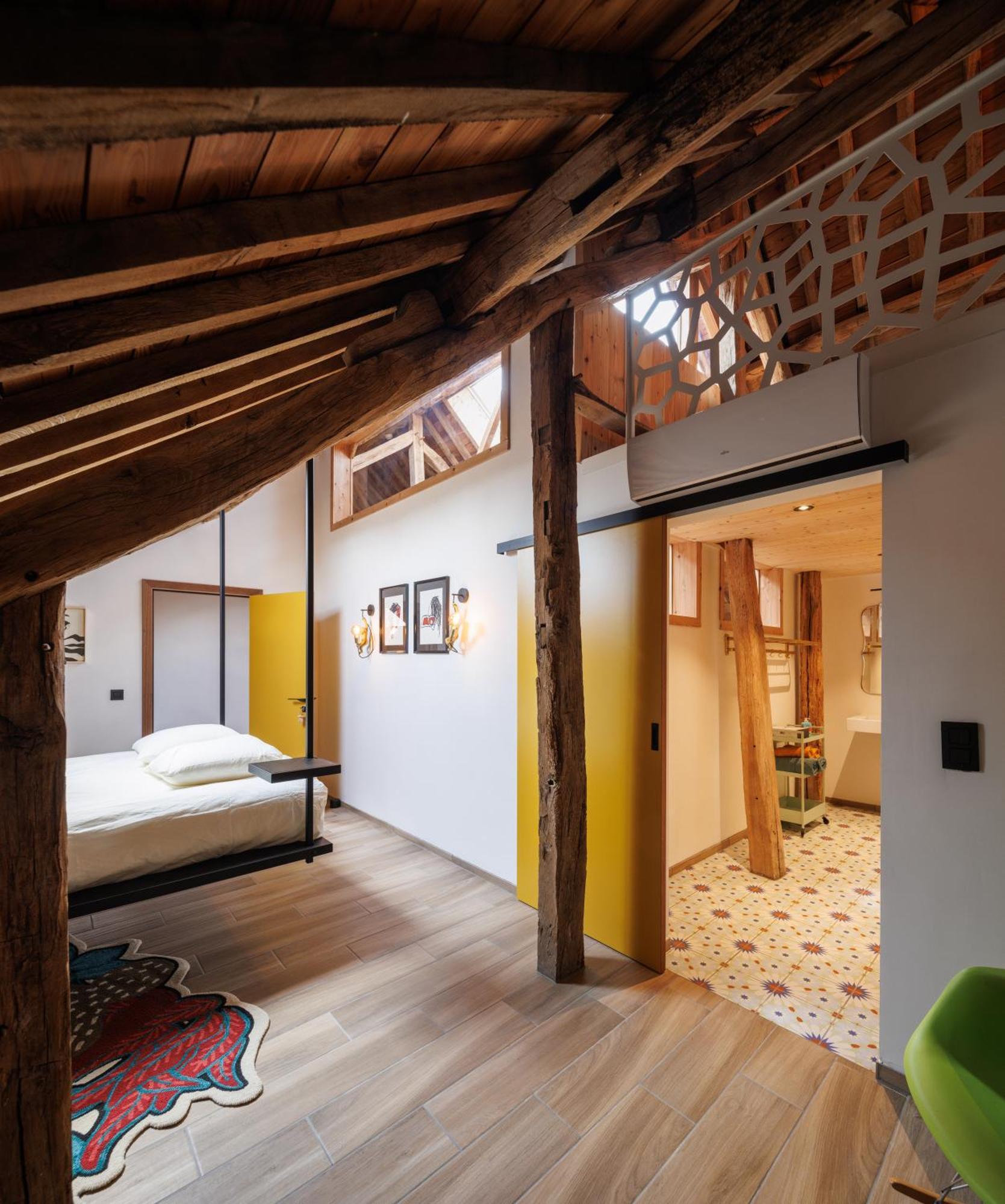 Cerf, Ouvre-Moi B&B Рошфор Экстерьер фото